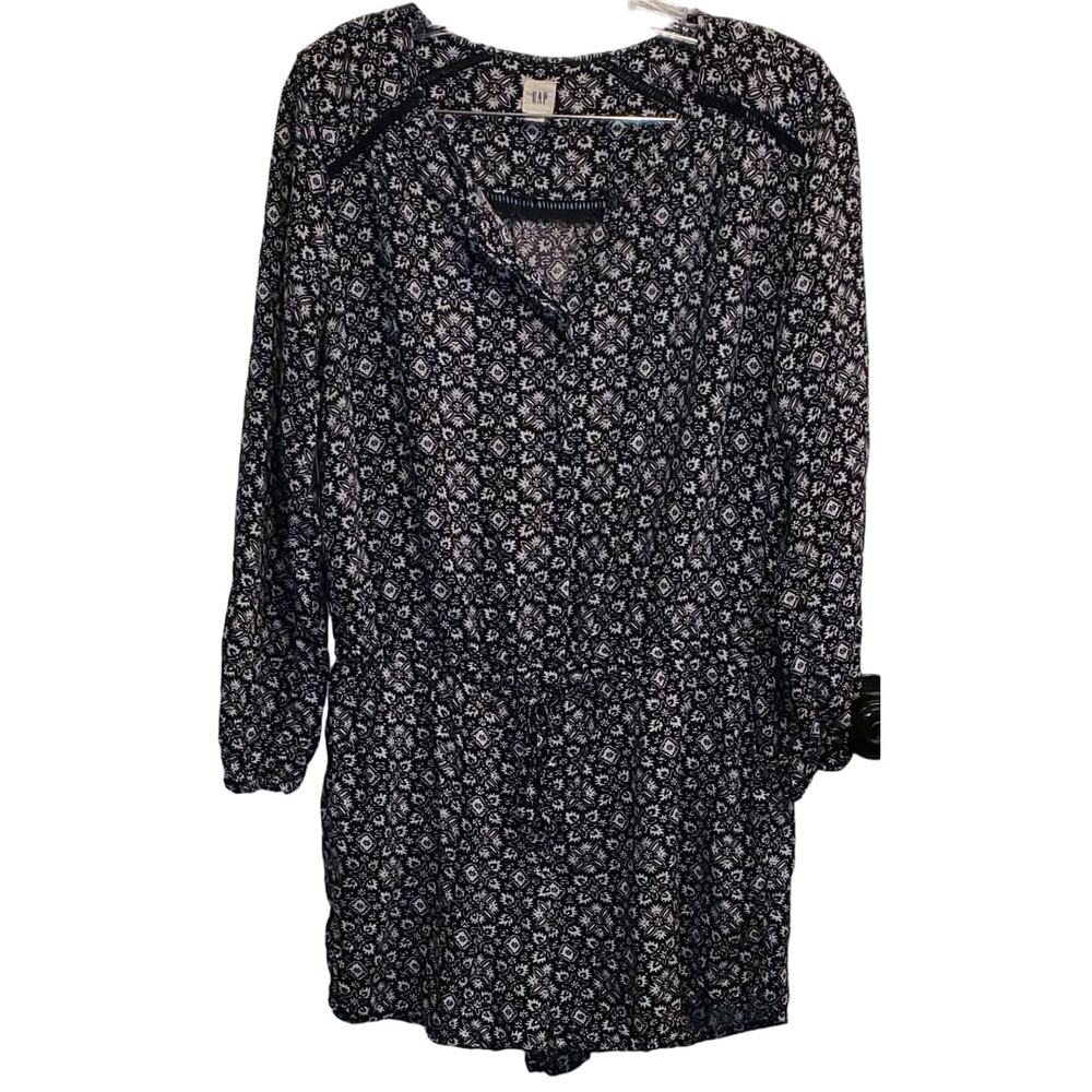 Gap Women's Shorts Romper Blue and White Boho Pattern Flowy Size Small